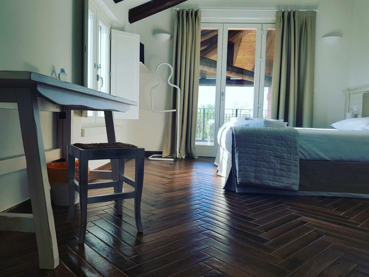Bed and Breakfast Santa Maria Di Lorgana Minerbio Exterior foto